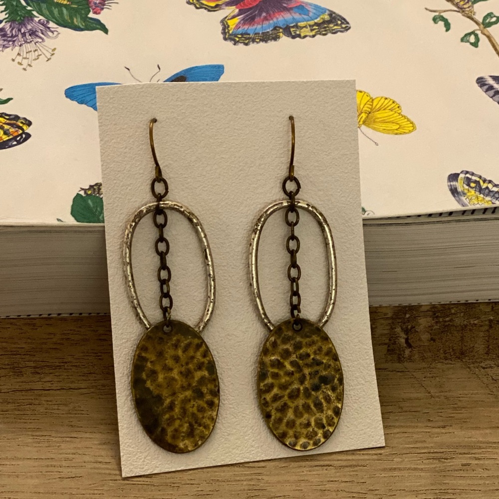 ✨ Two tone metal geometric earrings ✨